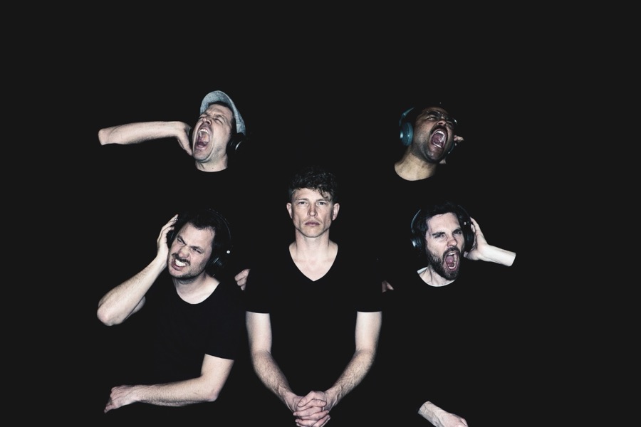 Pressefoto: Folkless zur Single „Zu laut“